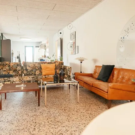 Containerhus 18b * Harboor